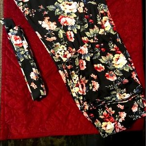 ❤️❤️Women’s One Piece Romper w/ waist tie❤️❤️